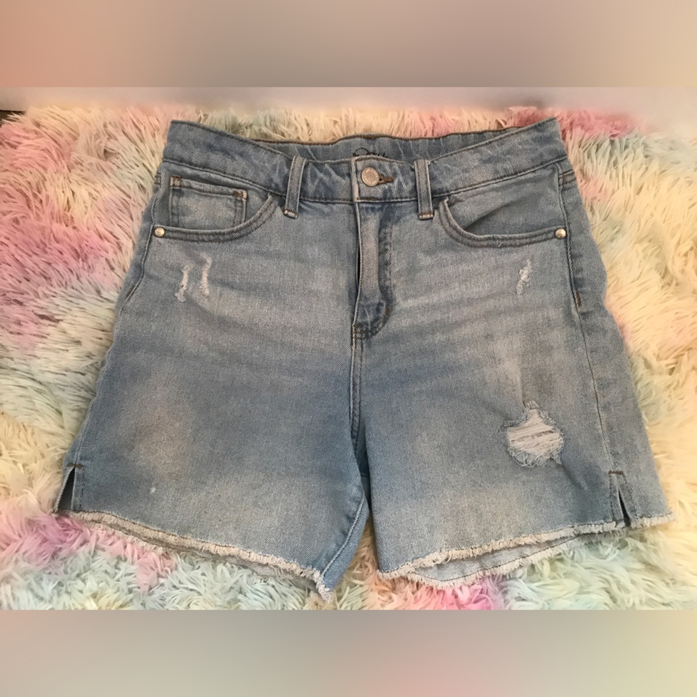 ONLY ARIZONA PICK UP!! Light Blue Denim Shorts